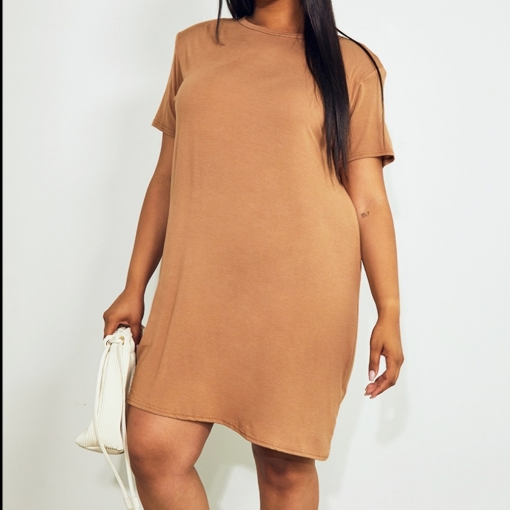 Should pad Tshirt dress